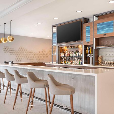 Hilton Garden Inn Charlotte/Concord Eksteriør billede