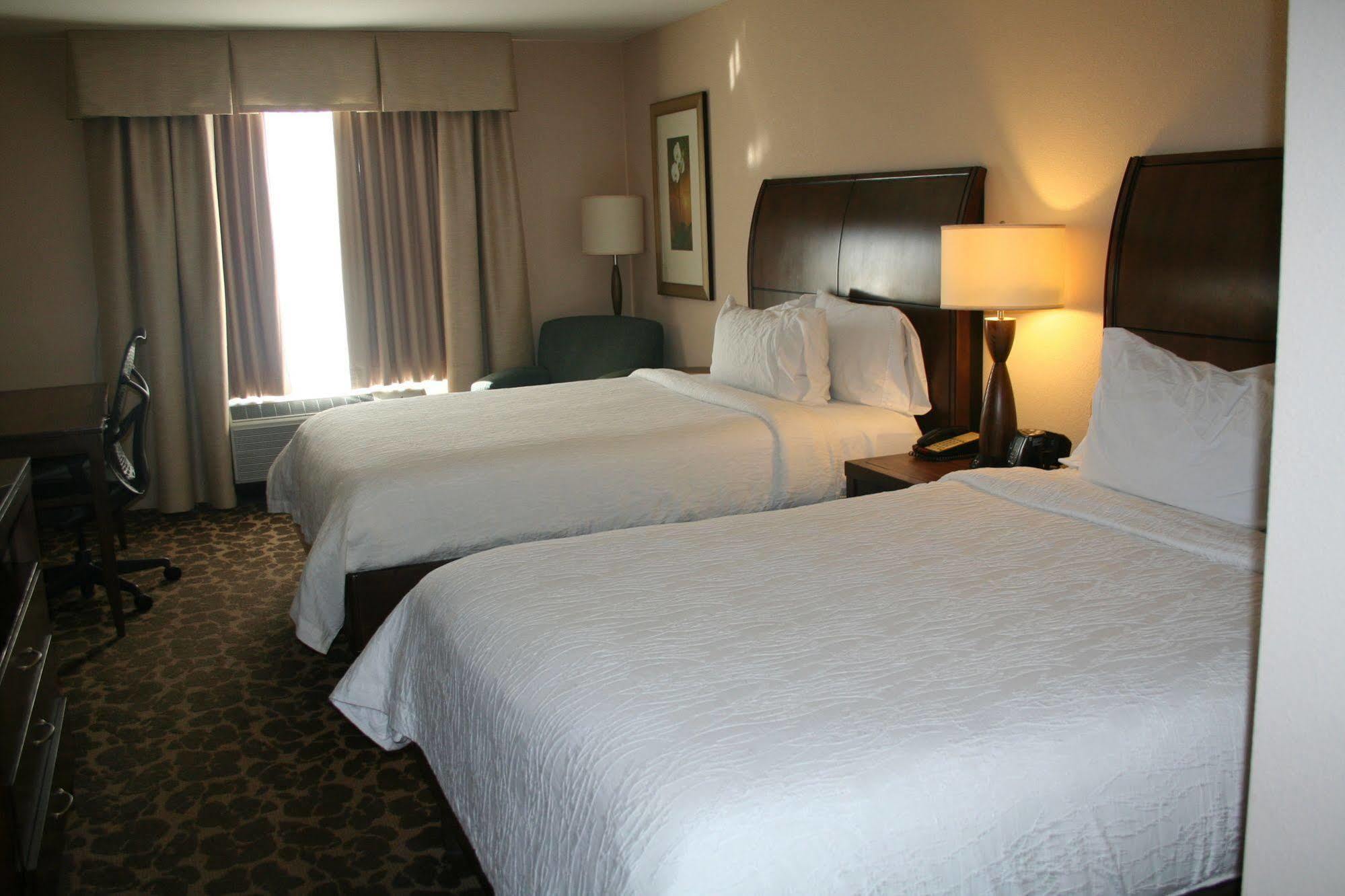Hilton Garden Inn Charlotte/Concord Eksteriør billede
